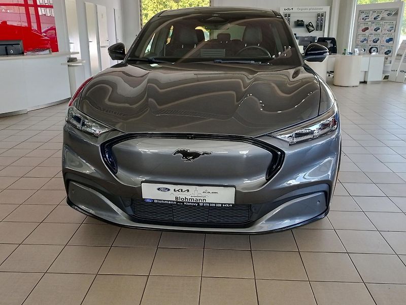 Ford Mustang Mach-E (2022) 4x4 - Extended Range - 99Kwh b - fotka 2 z 28