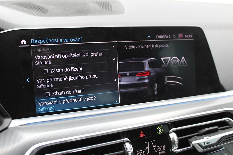 BMW X5 xDrive45e, 290kW - fotka 22 z 26