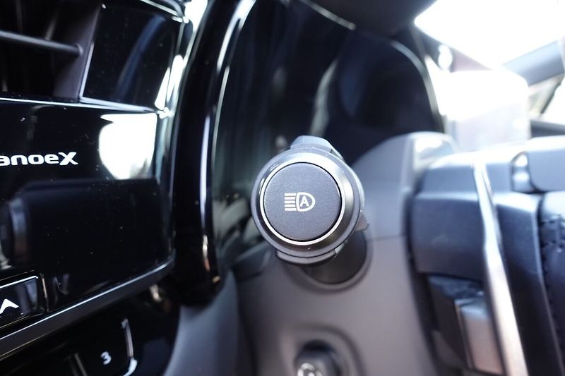 Lexus RX RX450+ PHEV Plug-in hybrid Exe - fotka 22 z 36