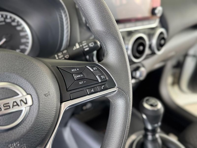 Nissan Juke 1,0DIG-T 114*Kamera*Navi*LED* - fotka 25 z 32