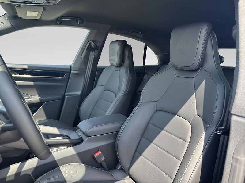 Porsche Macan 4S - fotka 14 z 29