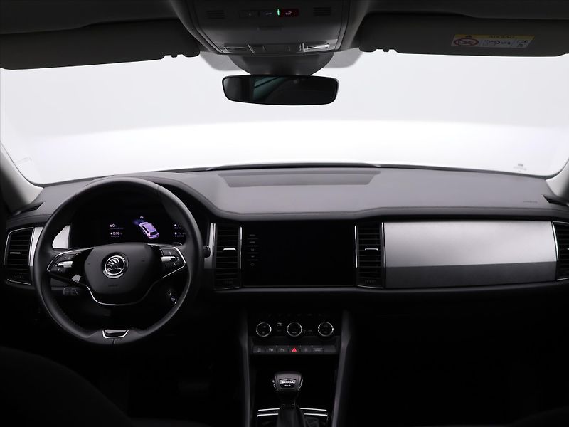 Škoda Kodiaq 2,0 TDI 147kW 4x4 DSG Tour DPH - fotka 26 z 34