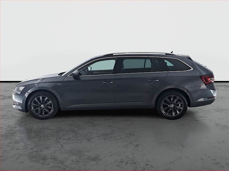 Škoda Superb (2017) 2.0 TDI, Kůže, Navi, Tempomat - fotka 3 z 19