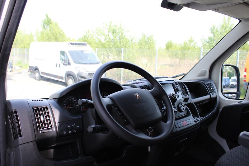 Peugeot Boxer 2,2 HDI L4H3+klima Záruka  - fotka 11 z 22