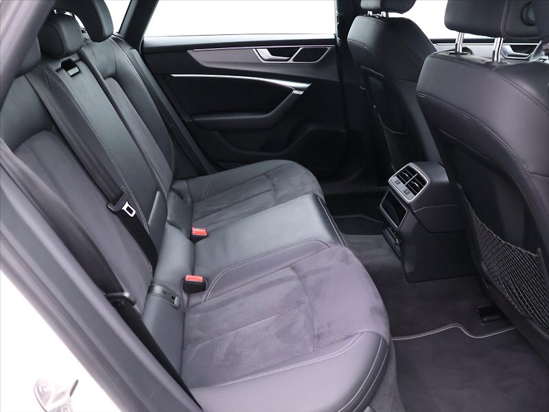 Audi A7 3,0 TDI  Quattro S-Line CZ DPH - fotka 13 z 36