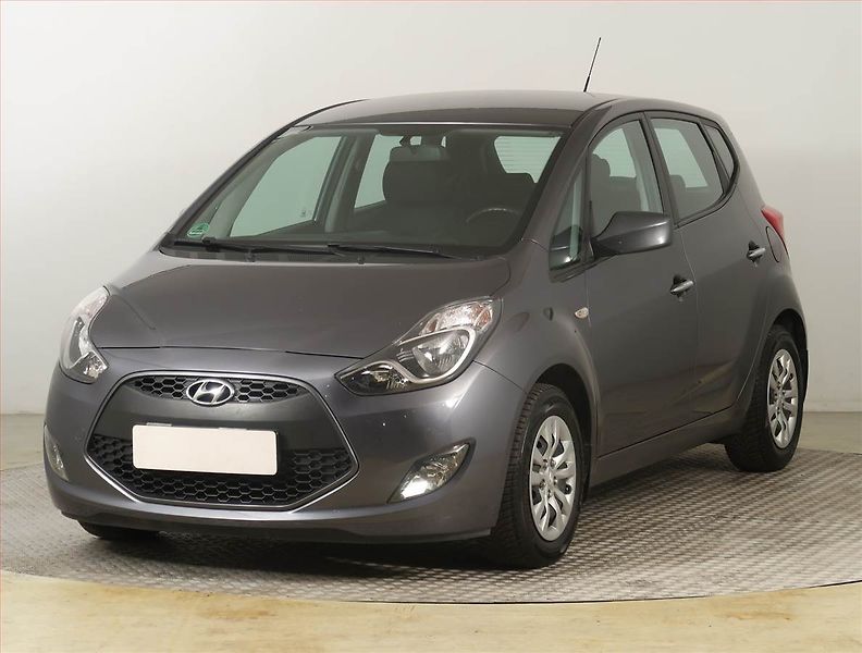 Hyundai ix20 (2015) 1.4 CVVT, Serv.kniha - fotka 2 z 18