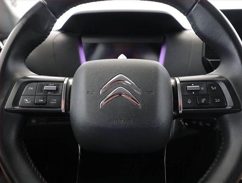 Citroën C4 (2021) 1.2 PureTech, Serv.kniha - fotka 8 z 16