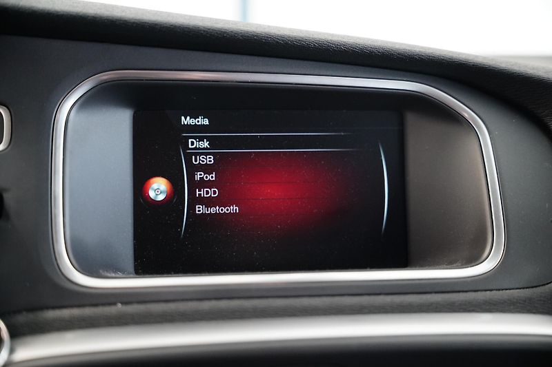 Volvo V40 - fotka 16 z 23