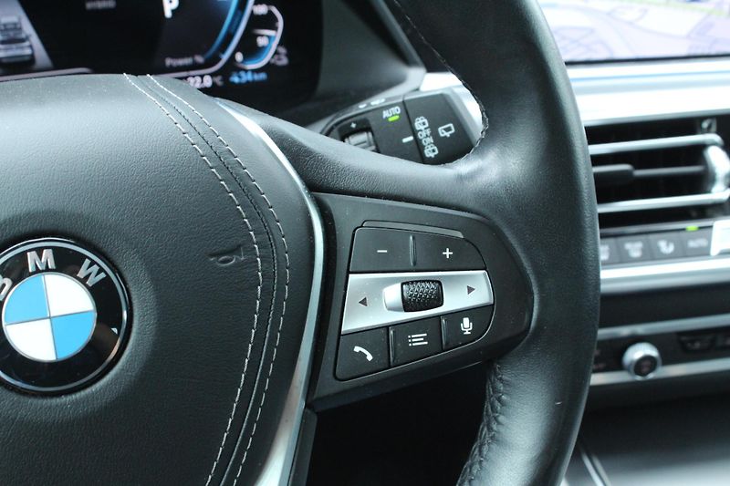 BMW X5 xDrive45e, 290kW - fotka 14 z 26