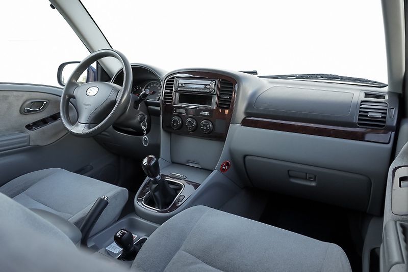 Suzuki Grand Vitara XL-7 - fotka 9 z 45