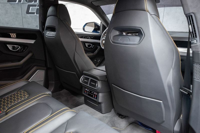 Lamborghini Urus 4.0 V8 650 PS AIR*B&O*DPH* - fotka 13 z 52