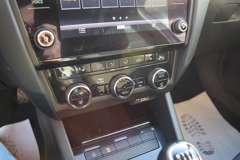 Škoda Octavia (2020) 1.5TSI 110kwSTYLE FULL LED NAV - fotka 24 z 48