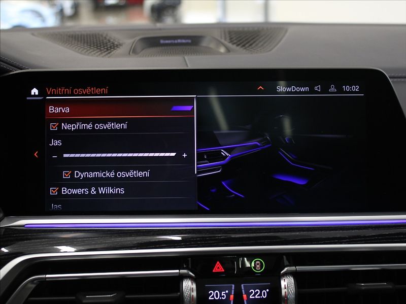 BMW X7 3,0 40xD M-paket B&W 6-míst ČR - fotka 20 z 51