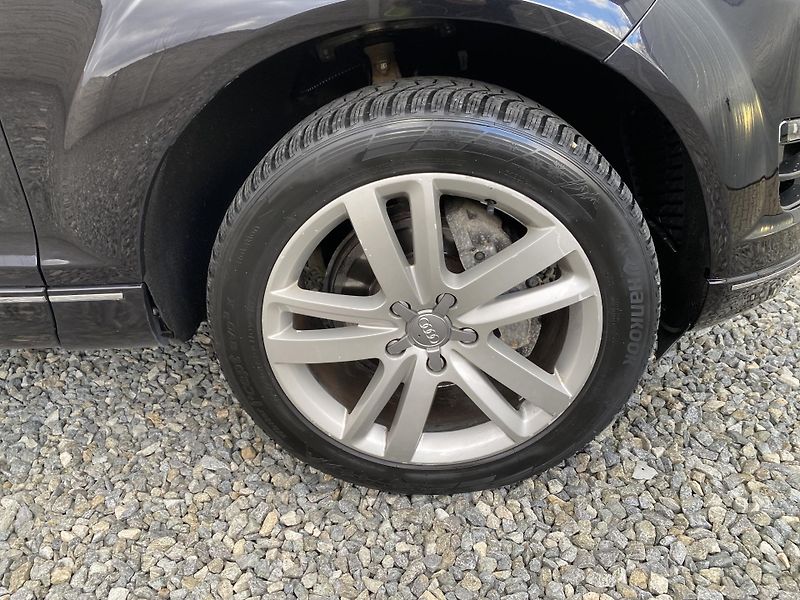 Audi Q7 3.0TDi 4x4 240PS FL 8Q SLINE!! - fotka 66 z 156