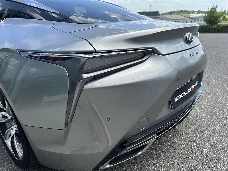 Lexus LC 500 Sport+ 5.0 V8 - fotka 11 z 34