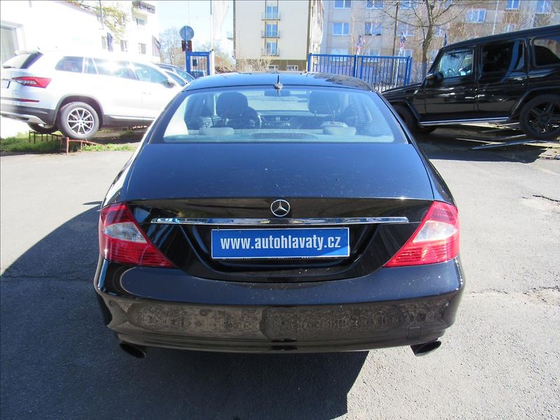 Mercedes-Benz CLS 3,0 320 CDi 7-GR-Tronic Elegan - fotka 5 z 30