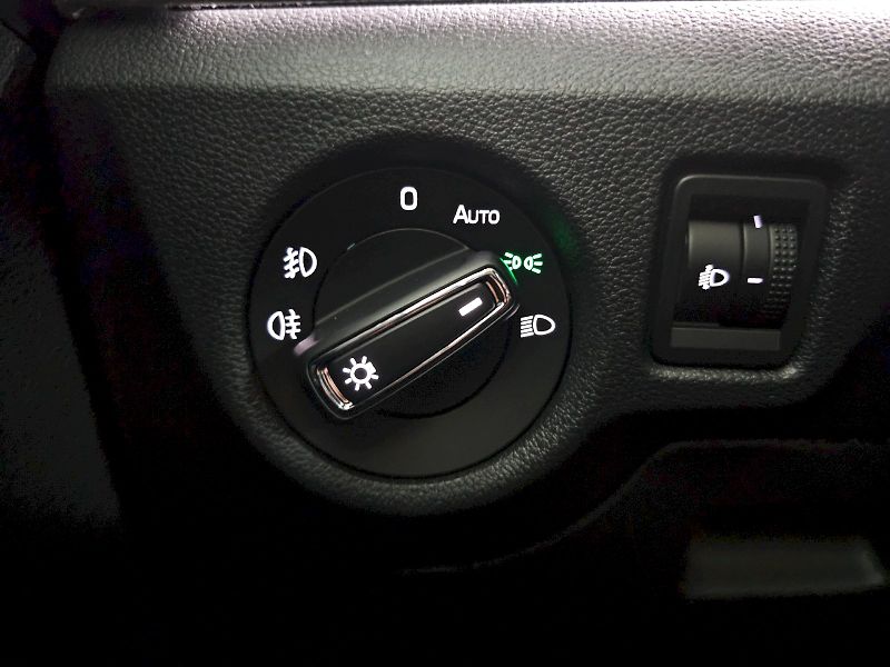 Škoda Kamiq (2025) 1.0TSI 85kW DSG TOP SELECTION - fotka 13 z 30
