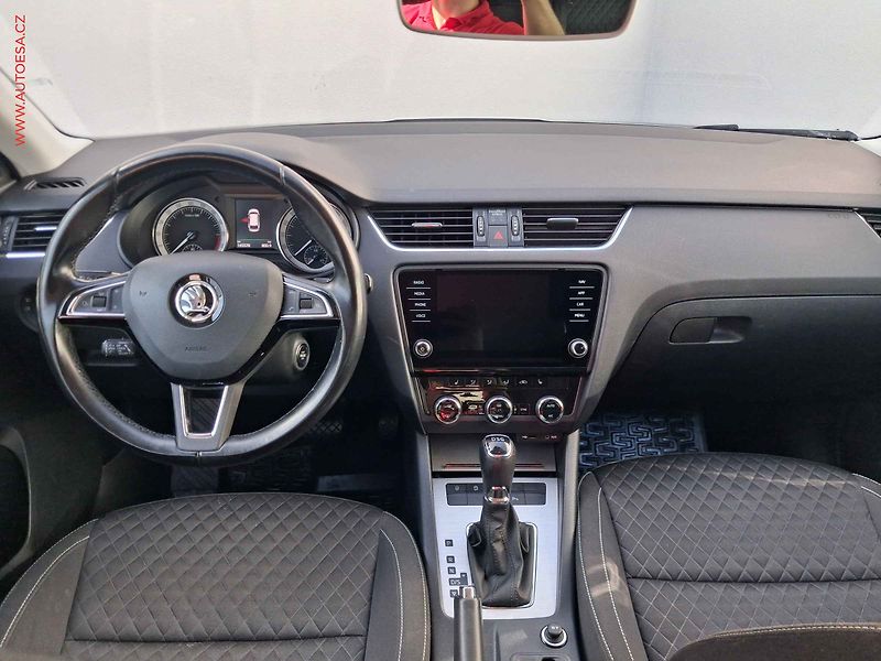 Škoda Octavia (2017) 2.0 TDi, Drive, DSG, LED - fotka 8 z 21