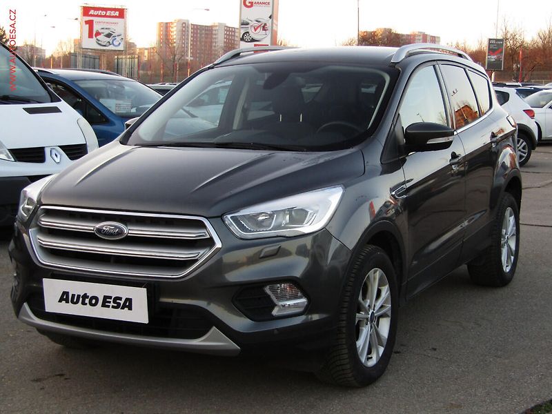 Ford Kuga (2018) 1.5EB, Titanium, navi, kamera - fotka 3 z 17