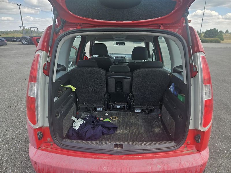 Škoda Roomster 1,4 16V benzin tažné - fotka 7 z 10
