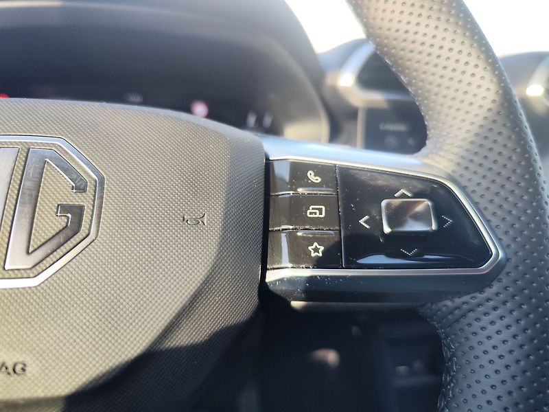 MG ZS (2025) 1.5i/85kW Elegance NOVÝ VŮZ - fotka 27 z 33
