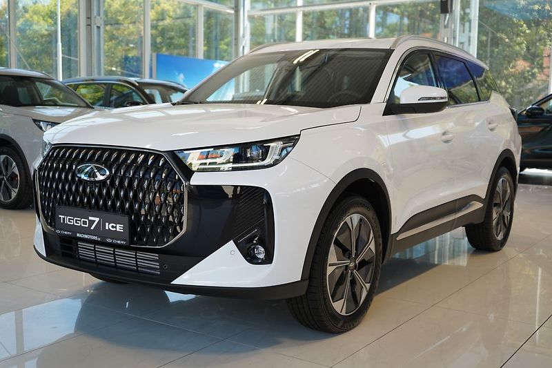 Chery Tiggo 7 UNIQUE 1.6 TGDI - fotka 3 z 54