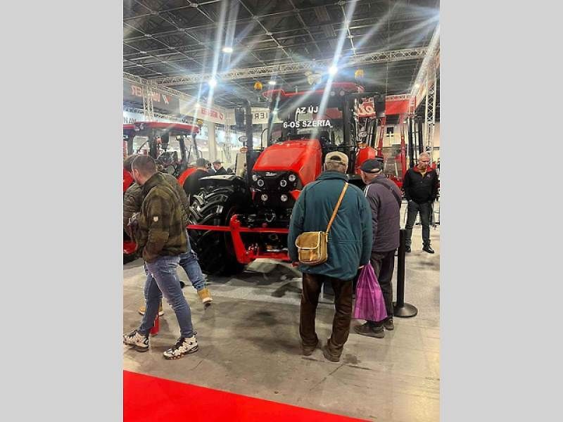 Traktor Zetor Řady 6 je označován za novou vlajkovou loď českého výrobce traktorů.