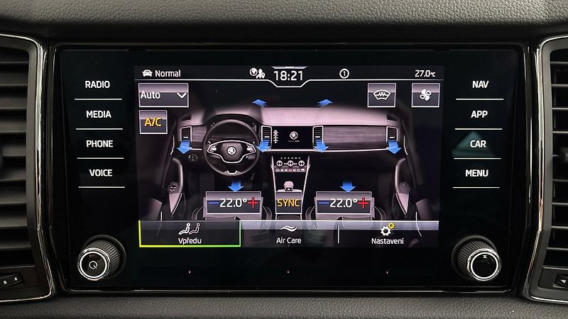 Škoda Kodiaq 2.0 TDI DSG 4x4 Style - fotka 29 z 32