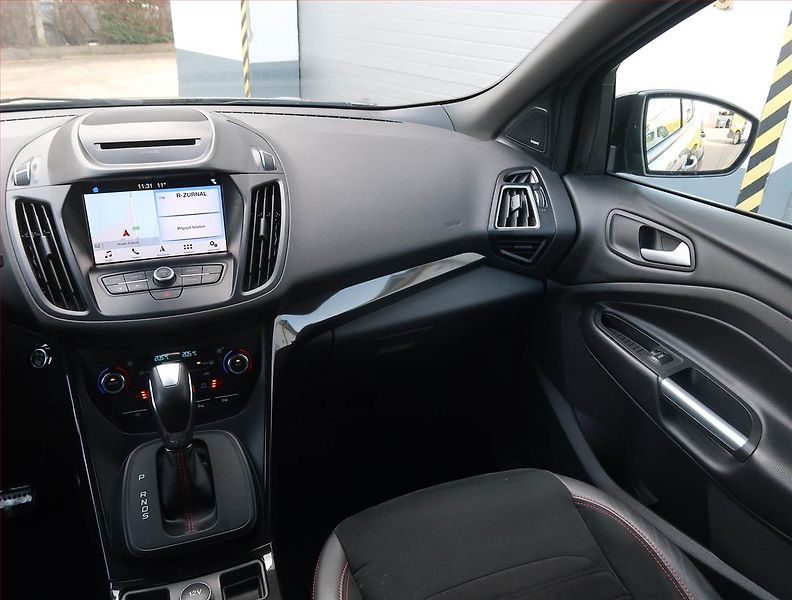 Ford Kuga (2019) 2.0 TDCi - fotka 8 z 26