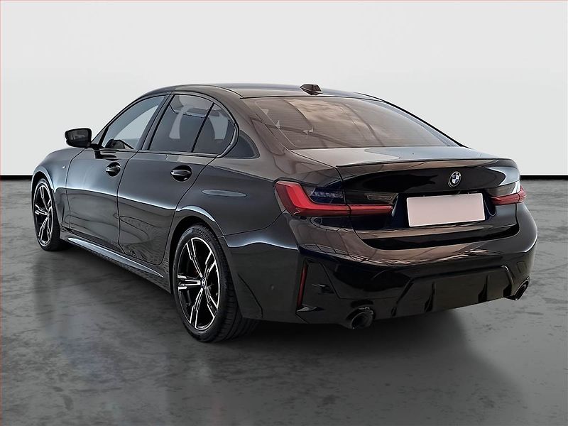 BMW Řada 3 (2023) 320 d xDrive - fotka 4 z 22