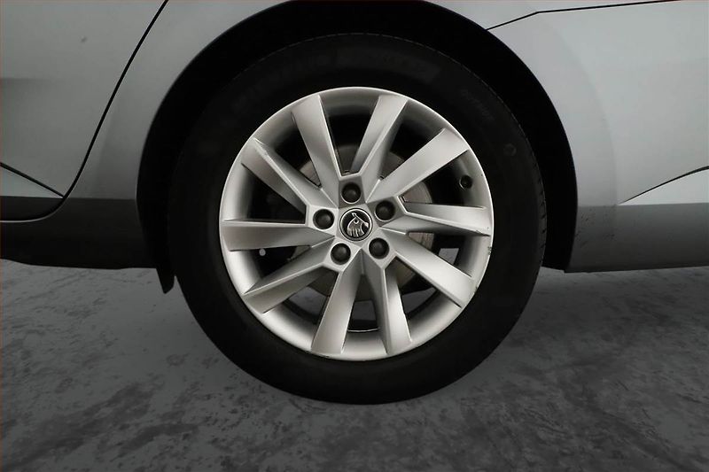 Škoda Superb (2020) iV 1.4 TSI PHEV, Automat - fotka 12 z 22