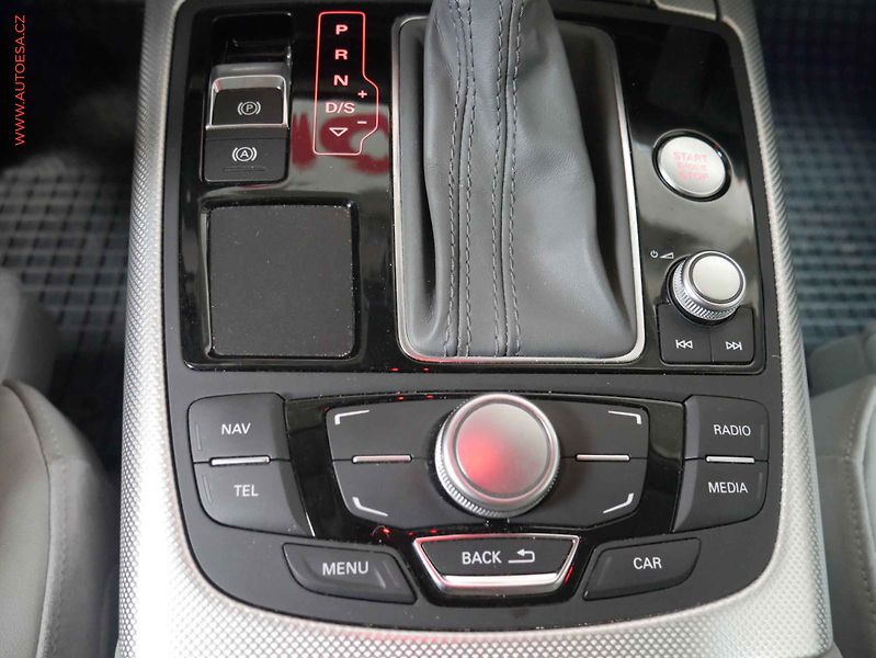 Audi A6 (2014) 3.0TDi Quattro, ČR, AT, STK6 - fotka 21 z 29