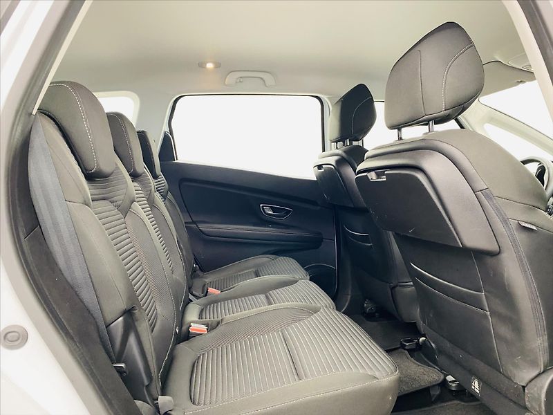 Renault Grand Scénic 1,2 Tce 97kW Intense  Scenic - fotka 7 z 25