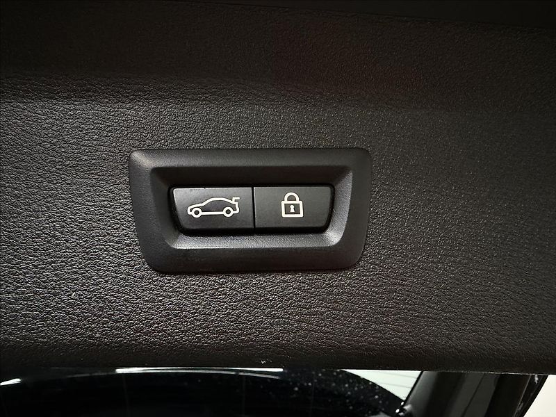 BMW X1 XDRIVE 25E M SPORT PANO 2XALU - fotka 39 z 48