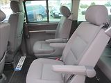 Volkswagen Multivan 2,5 TDI,4x4,aut.klima,servis, - náhled 12