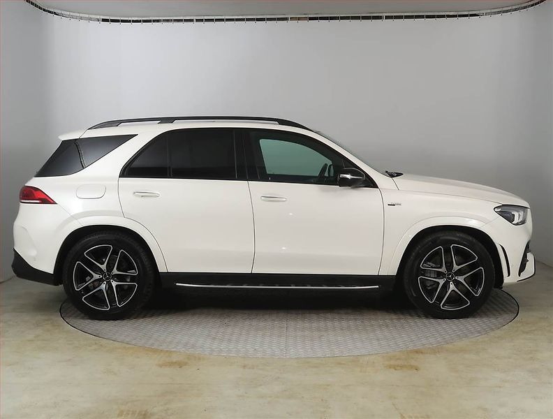 Mercedes-Benz GLE (2020) 53 AMG, 360°, Vzduch, ACC - fotka 6 z 29