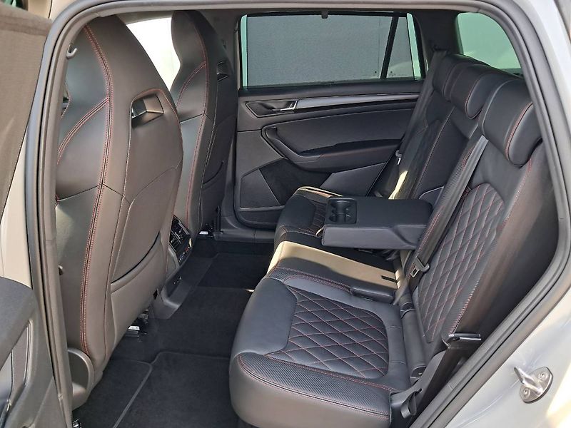 Škoda Kodiaq (2023) RS 2.0 TSI / 180 kW 4x4 DSG7 - fotka 24 z 33