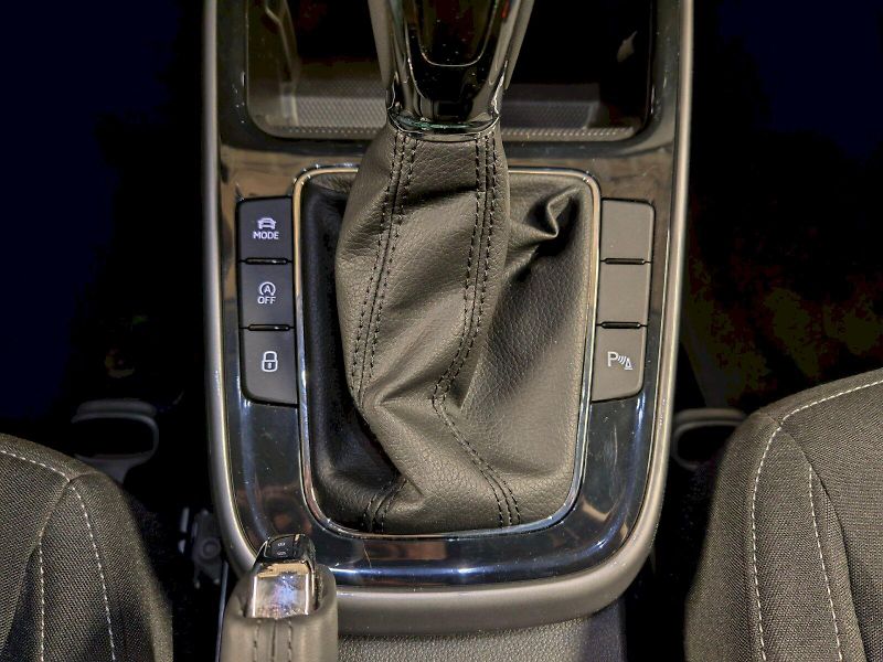 Škoda Fabia (2024) 1.0 TSI 85 kW DSG Top Selectio - fotka 16 z 26