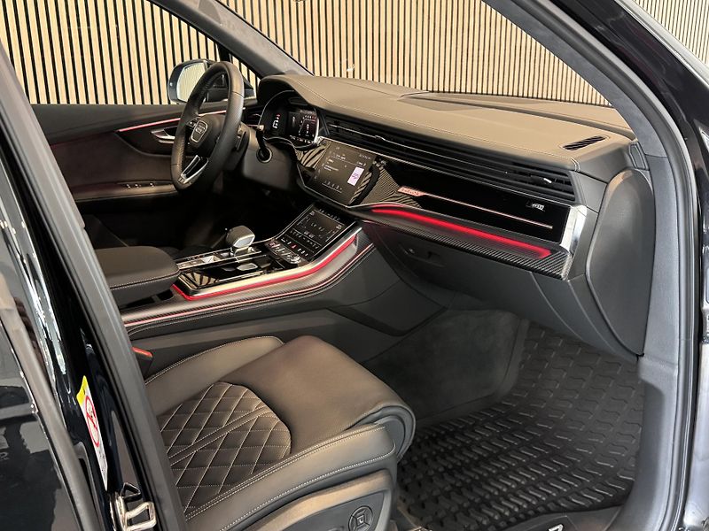 Audi SQ7 Laser B&O-Adv Masáž Night-Vis. - fotka 18 z 36