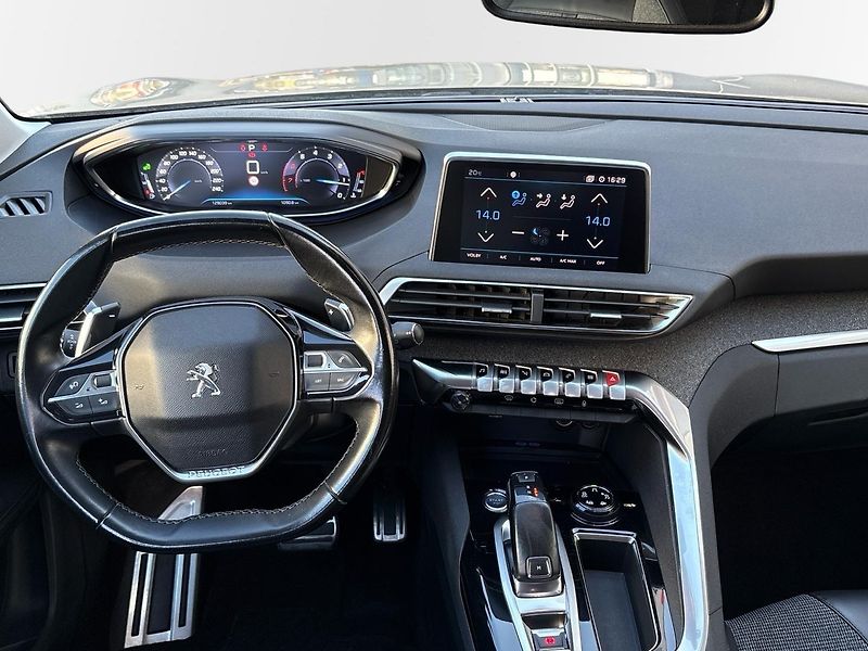 Peugeot 5008 (2018) AllurePack 1.6 THP EAT6 - fotka 5 z 57