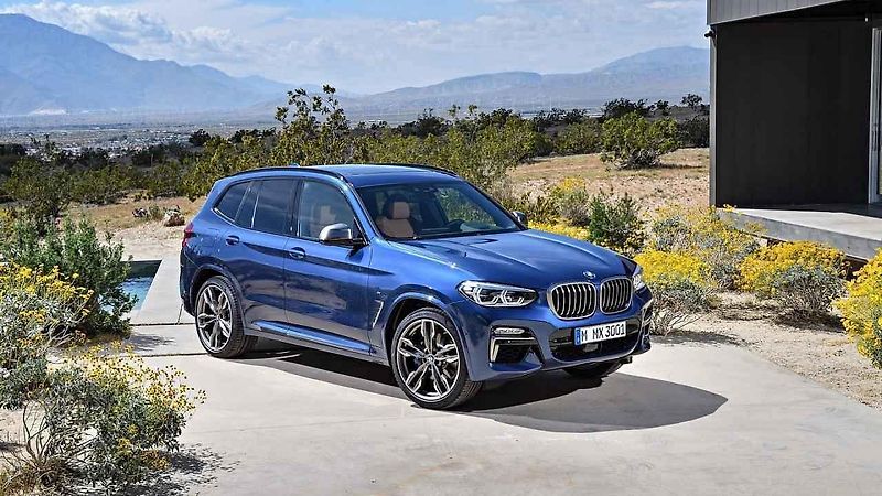 BMW X3.