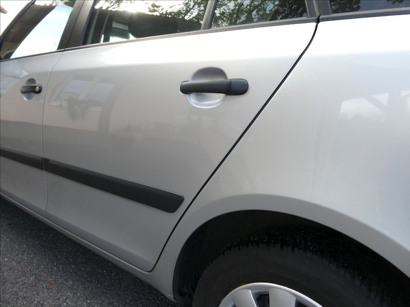 Škoda Fabia 1,4 16V 63kW závěs, serviska - fotka 14 z 41