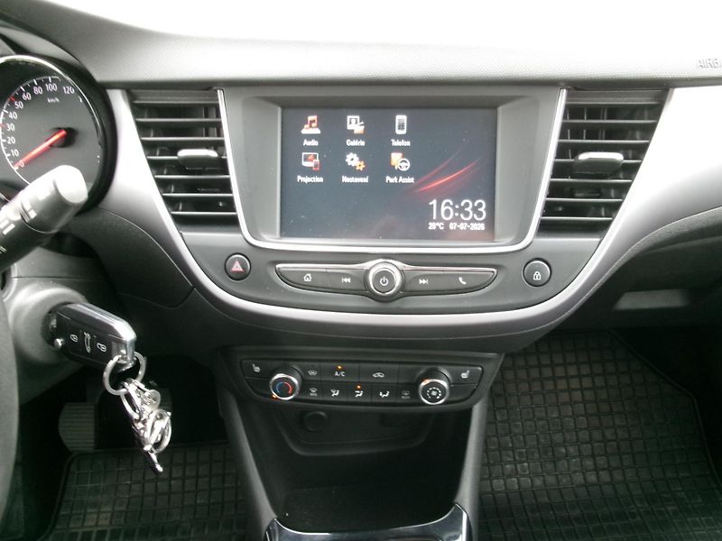 Opel Crossland X (2020) 1,2 PT MAN ČR 1.MAJ - fotka 21 z 26