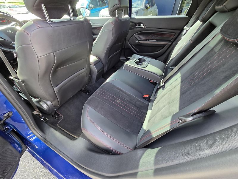 Peugeot 308 (2018) SW 2.0BHDi 180 GT EAT8 - fotka 10 z 38