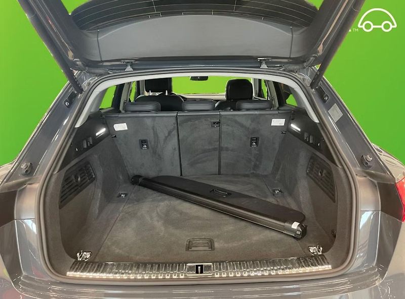 Audi Q8 e-tron 50 Q SoH 94% Kam Matrix HuD - fotka 15 z 20