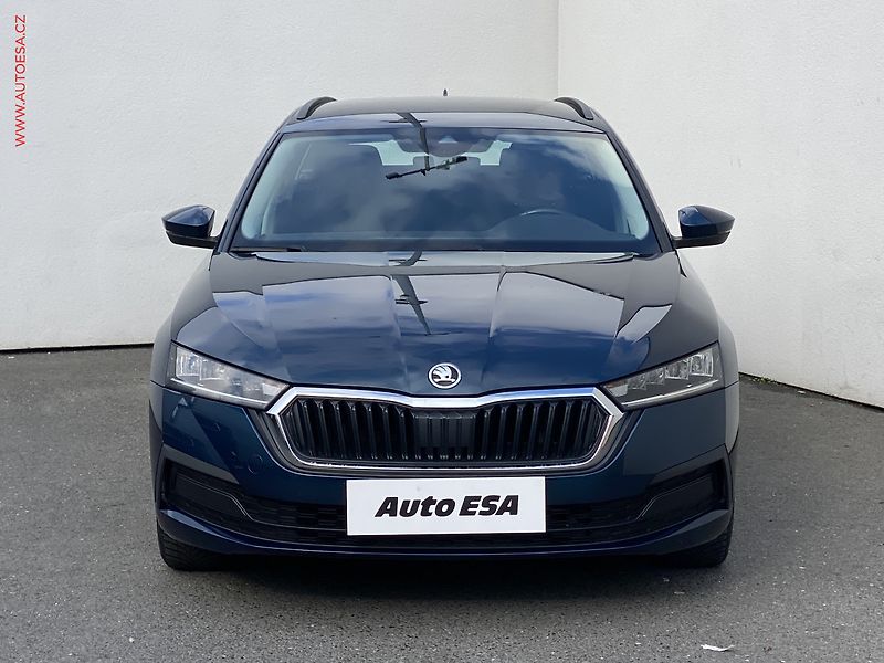 Škoda Octavia (2020) 2.0 TDi, 2.maj,ČR, Ambition - fotka 2 z 17
