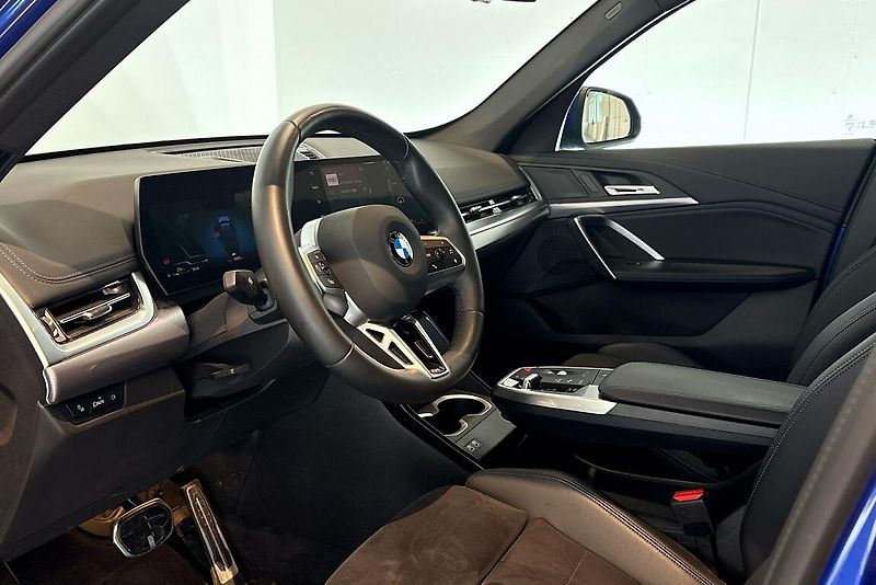 BMW X1 sDrive18d - fotka 6 z 13