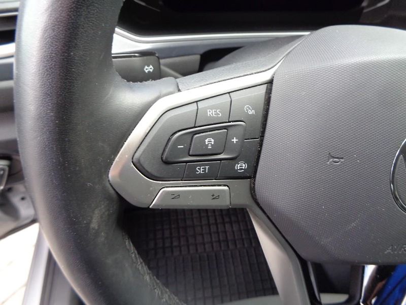 Volkswagen T-Roc 1.5 TSI Style 110 kW M6F - fotka 13 z 30