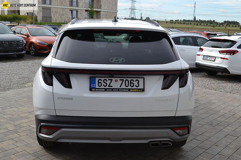Hyundai Tucson 1.6T-GDI STYLE FL 118KW - fotka 4 z 54