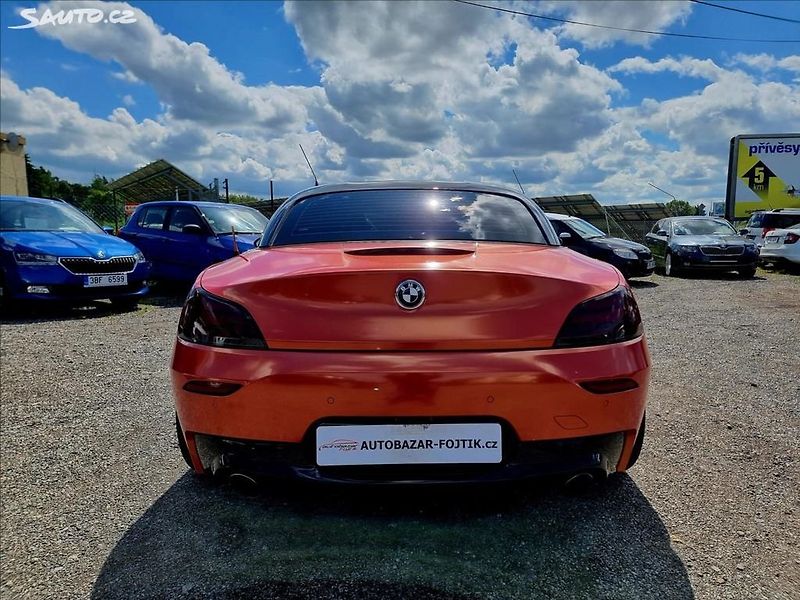 BMW Z4 (2012) 3,5 is,sDrive 250KW,lad - fotka 6 z 20